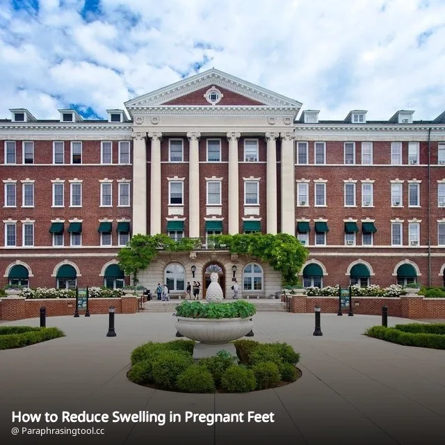 How to Reduce Swelling in Pregnant Feet